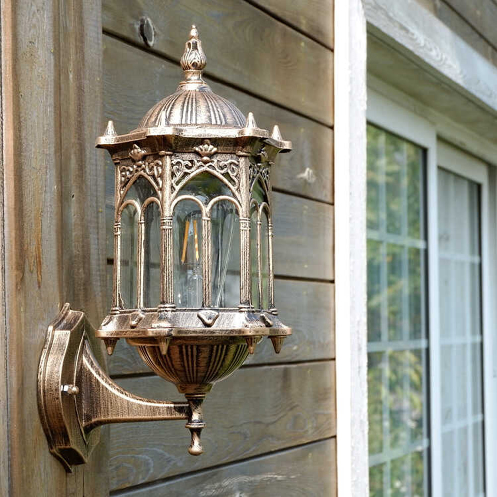Outdoor Lighting Bronze - مصباح جداري خارجي بتصميم تاج 8
